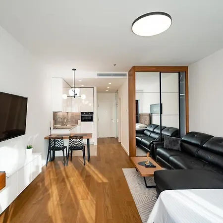 West 21 Tower Apartment Belgrade Exterior photo