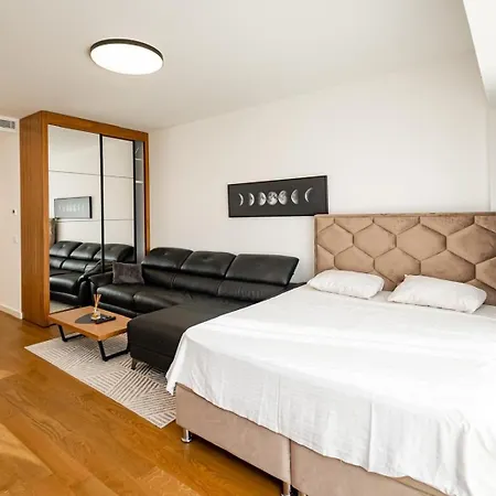 West 21 Tower Apartment Belgrade Exterior photo